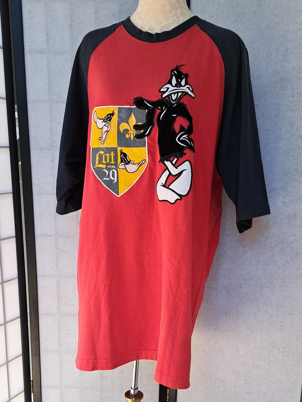 Daffy Duck Red Graphic Tee T Shirt Size XL